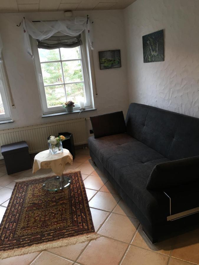 Ferienwohnung Nett อาเดเนา ภายนอก รูปภาพ