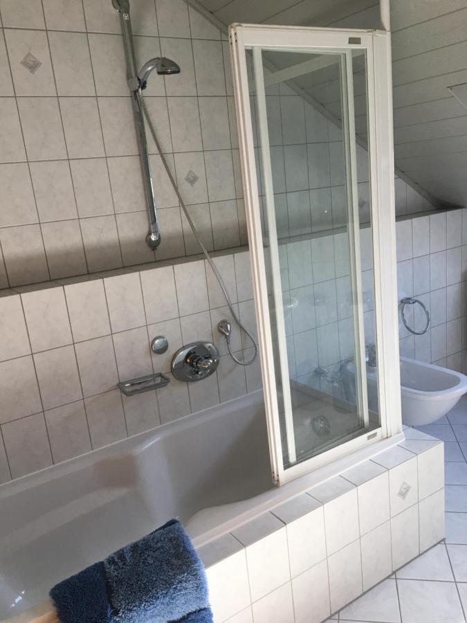 Ferienwohnung Nett อาเดเนา ภายนอก รูปภาพ