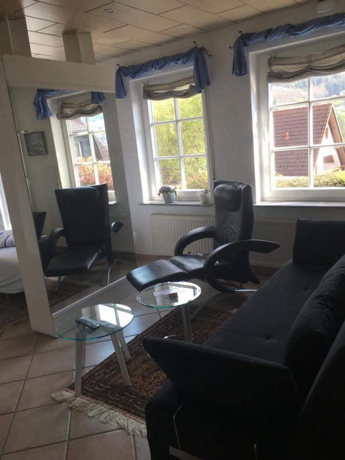 Ferienwohnung Nett อาเดเนา ภายนอก รูปภาพ