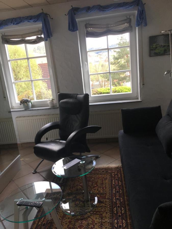 Ferienwohnung Nett อาเดเนา ภายนอก รูปภาพ